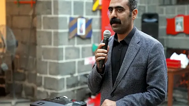 Diyarbakır Büyükşehir Belediyesi Eş Başkanı Doğan Hatun İstifa Etti