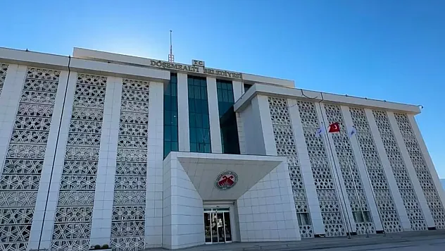 Döşemealtı Belediyesi'ne Operasyon