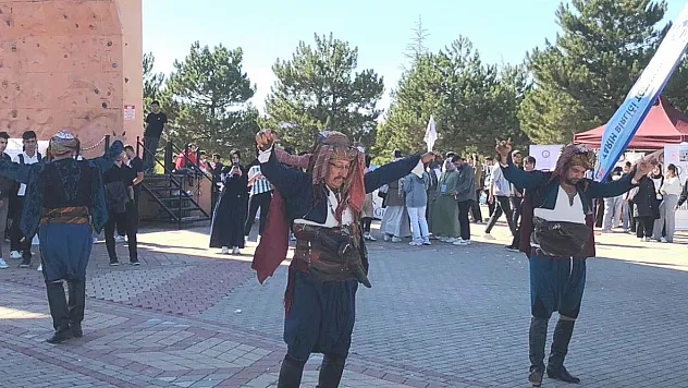 DPÜ Tarih Birliği Topluluğu'nun Oryantasyon Başarısı