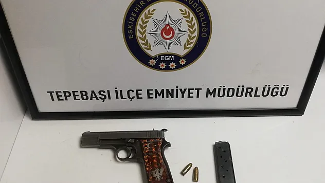 Düğünde havaya ateş eden şahıs kovalamaca sonucu yakalandı