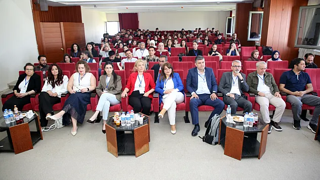 'Dünya Literatüründe Karşılık Bulan Çalışmalar Üretiyoruz'