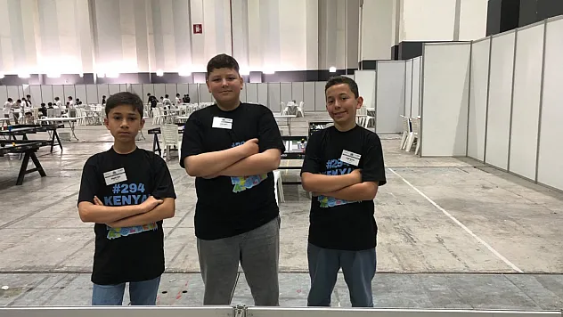 Dünya Robot Olimpiyatı'na Afyon'dan Katıldılar