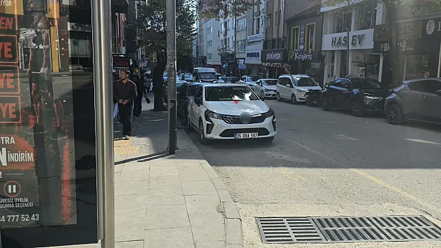 Duyarsız Sürücü Minibüsçüleri Çileden Çıkardı