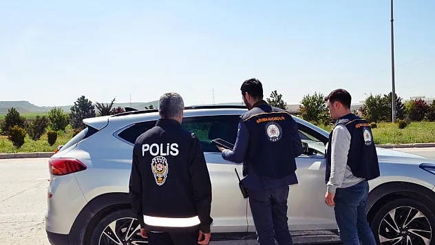 Düzensiz göç ile mücadeleye 385 personelle denetim