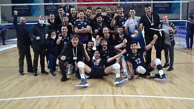 Efeler Ligi galibiyetle tamamladı