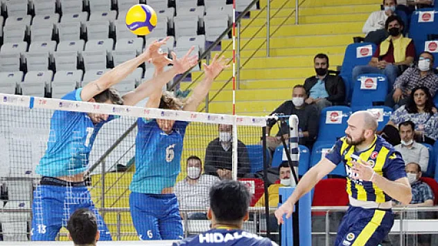 Efeler Tokat'a mağlup