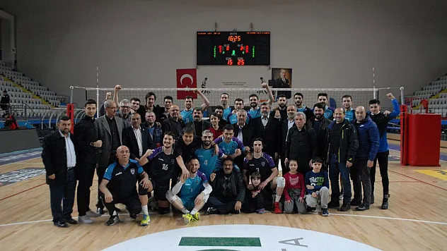 Efeler yeniden Efeler Ligi'nde