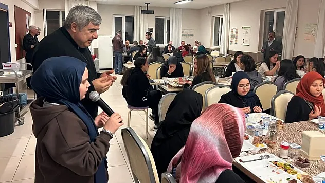 Eğitim Camiası İftar Sofrasında Bir Araya Geldi