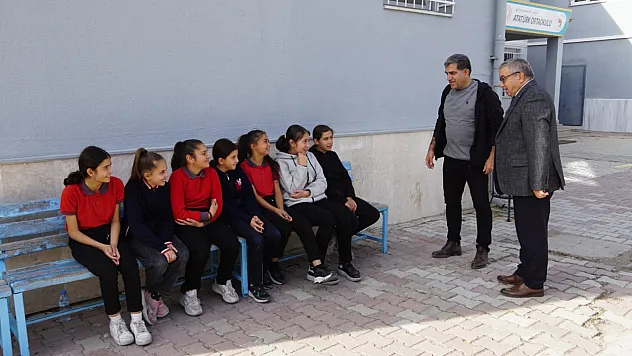 Eğitimci Başkan'dan Eğitim Neferlerine Ziyaret