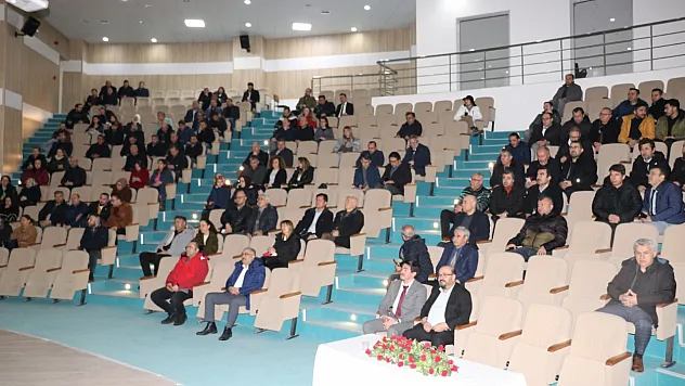 Eğitimciler Seminerde Bir Araya Geldi
