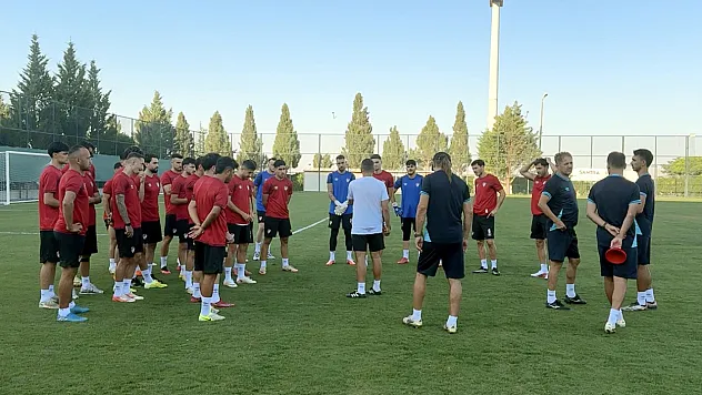 Elazığspor Afyon'da Kampa Başladı
