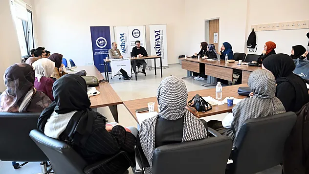 'Emeğin Değer Kaybettiği Sistemin Şifreleri Çözülmeli'