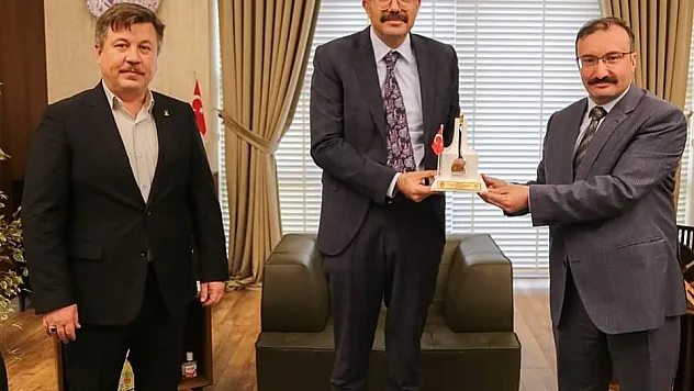 Emet'in fahri hemşerisi oldu