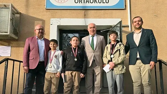 Emirdağ Atatürk Ortaokulu'nda 'Satranç Turnuvası' Sona Erdi