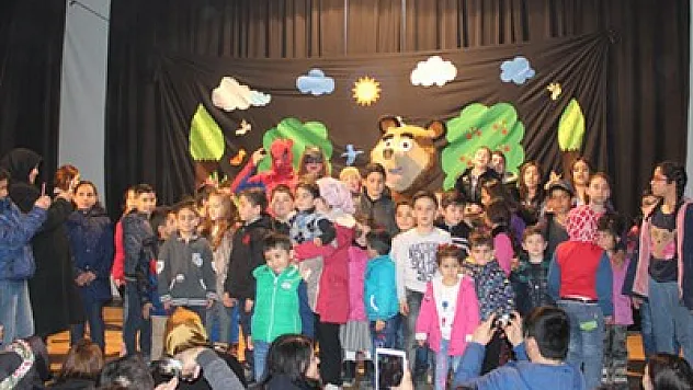 Emirdağ Belediyesi öğrencileri unutmadı – Kocatepe Gazetesi