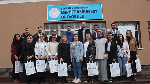 Emirdağ Belediyesi öğretmenleri unutmadı