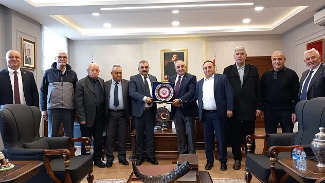 Emirdağ Heyeti, Emniyet Genel Müdür Yardımcısı Çorumlu'yu Ziyaret Etti
