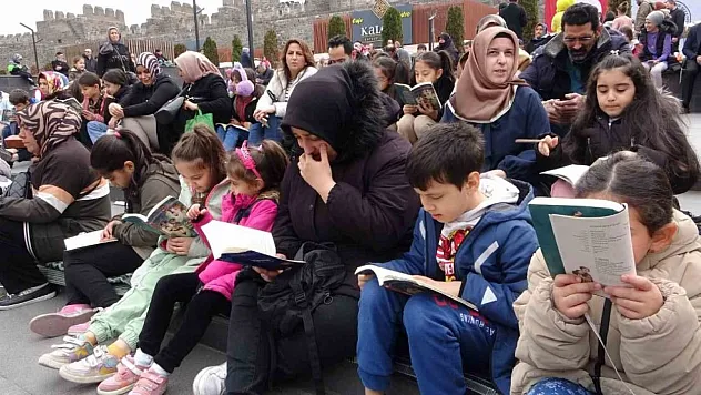 En Büyük Kitap Okuma Etkinliği Yarın Afyon'da