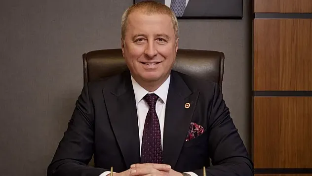 'En İçten Dileklerimle Kutluyorum'