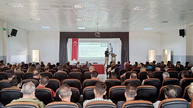 'En İyi Narkotik Polis Anne' projesi kapsamında öğretmenlere eğitim verildi
