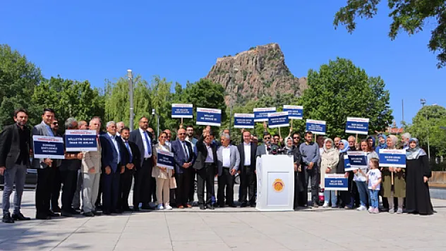 'Erdoğan 15 Temmuz'da demokrasi düşmanlarına en büyük dersi verdi'