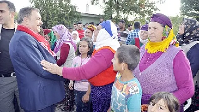 Eroğlu bayram ziyaretlerine devam ediyor