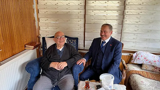 Eroğlu’ndan Şehabettin Hoca’ya vefa