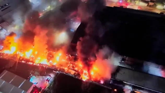 Esenyurt'ta Yangın Paniği… Ekipler Müdahale Ediyor