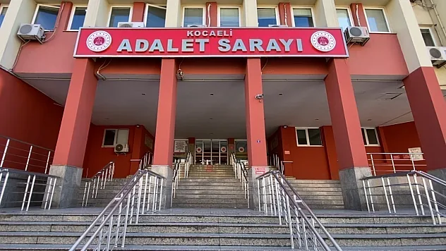 Eşinde Ağır Büyü Var' Dediler, 130 Bin Lirasını Aldılar