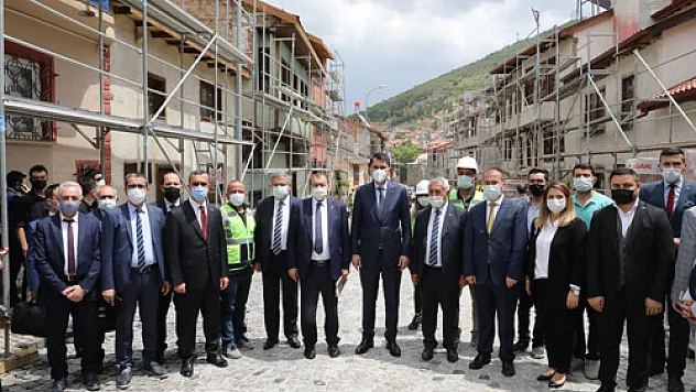 “Eski Afyon ile yeni Afyon'u birleştireceğiz”