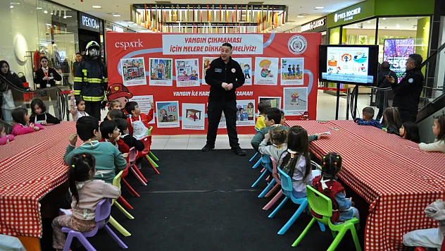 Eskişehir'de Çocuklar ve Ebeveynlere Hayat Kurtaran Yangın Eğitimi