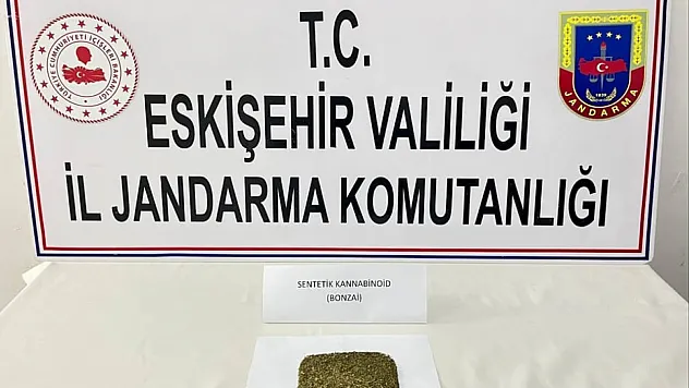 Eskişehir'de İlçeye Uyuşturucu Taşıyan Şüpheliler Yakalandı