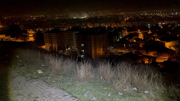 Eskişehir'de Kaldırımdan Boşluğa Düşen Kadın Yaralandı