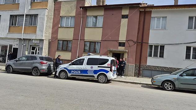 Eskişehir'de Şüpheli Ölüm! 52 Yaşındaki Adam Merdiven Altında Ölü Bulundu