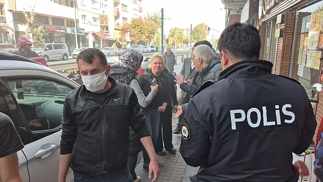 Eskişehir'de Yürek Yakan Yangın! 'Bütün Mallarım Gitti, Dükkânım Gitti'
