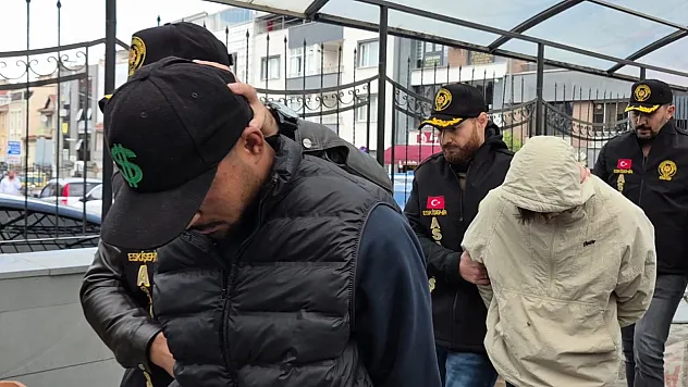Eskişehir Odunpazarı'nda Tüfekli Kavga: 2 Yaralı, 5 Şüpheli Adliyeye Sevk Edildi