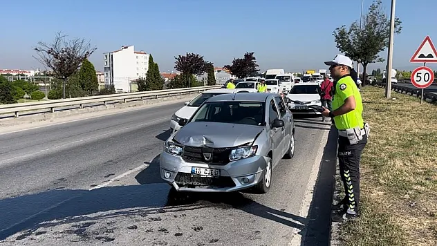 Eskişehir'de 9 aracın karıştığı kazada: 5 yaralı