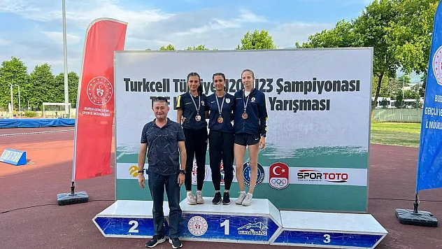 Eskişehirli genç atlet Türkiye Şampiyonası'nda birinci oldu