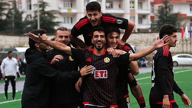 Eskişehirspor, Akşehir Deplasmanından 3 Puanla Dönüyor