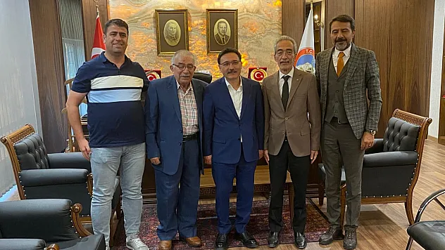 ESOB'tan Vali Gökmen Çiçek'e Ziyaret