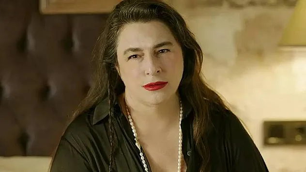 Esra Dermancıoğlu'ndan Dikkat Çeken Haluk Levent Çıkışı!