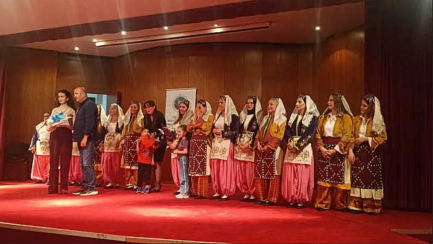ESSİVDER Halk Oyunları Topluluğu Yılsonu Gösterisi Yoğun İlgi Gördü