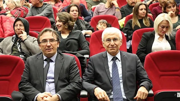 ESTÜ'de Türk Sanat Müziği Rüzgarı Esti