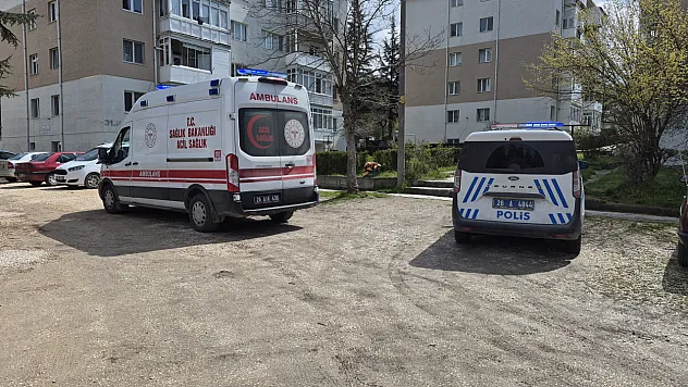 Evinde Temizlik Yaparken Düşen Kadına Sağlık Ekipleri Müdahale Etti