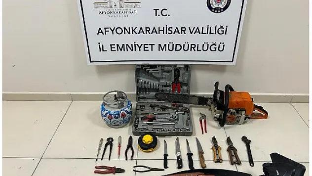 Evlere Dadanan Hırsızlar Yakalandı