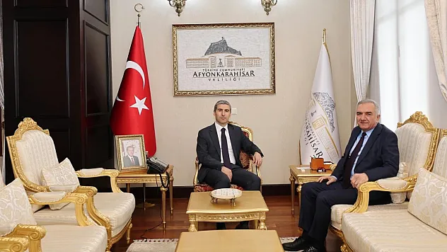 Fahri Konsolos Çelik Ve Dr. Arabacı'dan Vali Aktaş'a Ziyaret