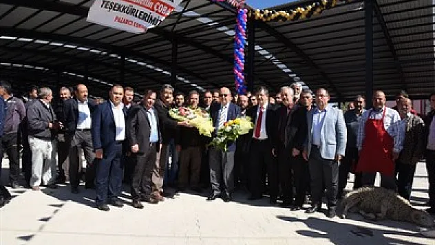 Fatih'te kapalı pazar yeri hizmette