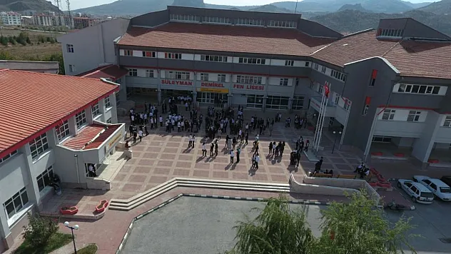 Fen Lisesi durmak bilmiyor – Kocatepe Gazetesi