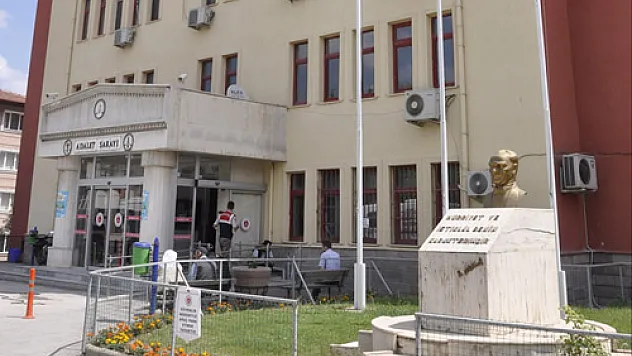 FETÖ sanığı hak kaybı nedeniyle avukatını dava etti