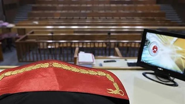 FETÖ'de 2 ceza, 2 tahliye daha: 'FETÖ'nün Jandarma, Emniyet, Milli Eğitim ve Hastane yapılanmasını bitirdik'